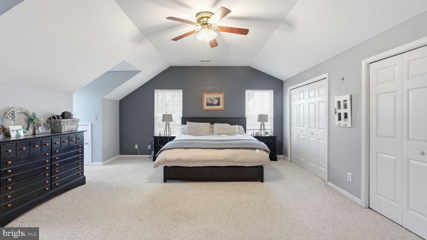 4 Exeter Lane photo 22