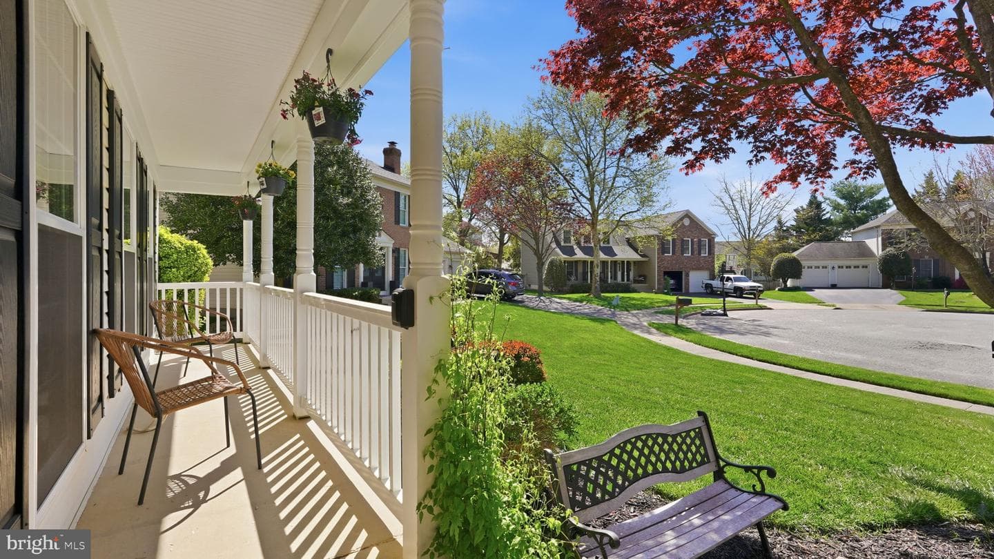 4 Exeter Lane photo 4