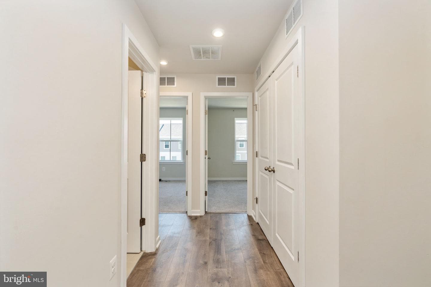 424 Honeyberry Lane photo 29