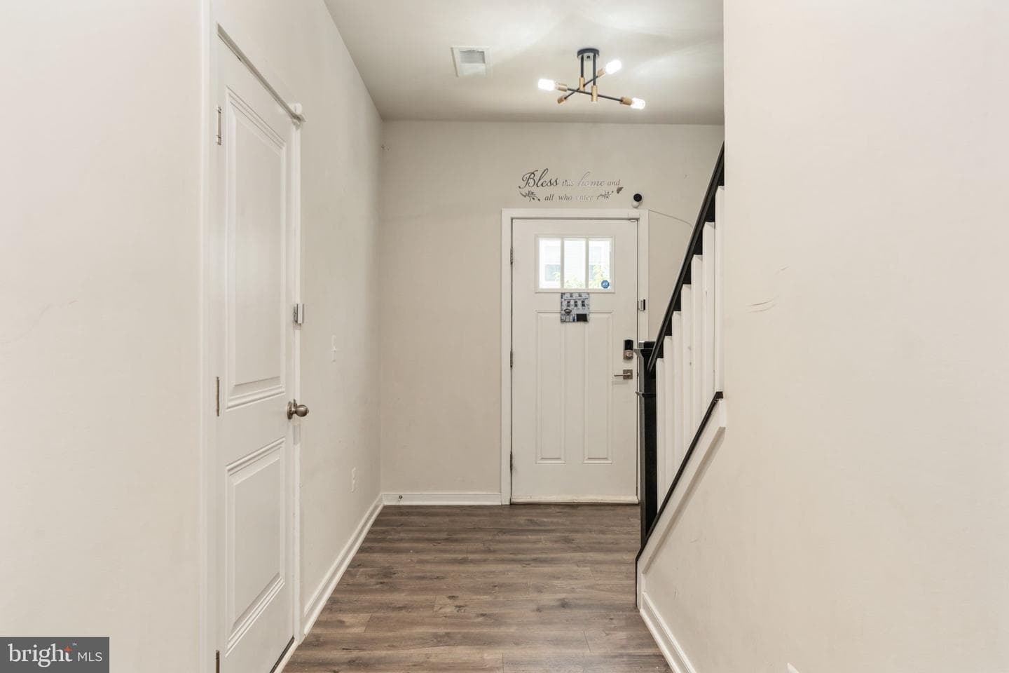 424 Honeyberry Lane photo 7