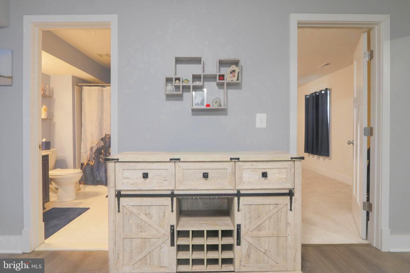 114 Bennington Way photo 43