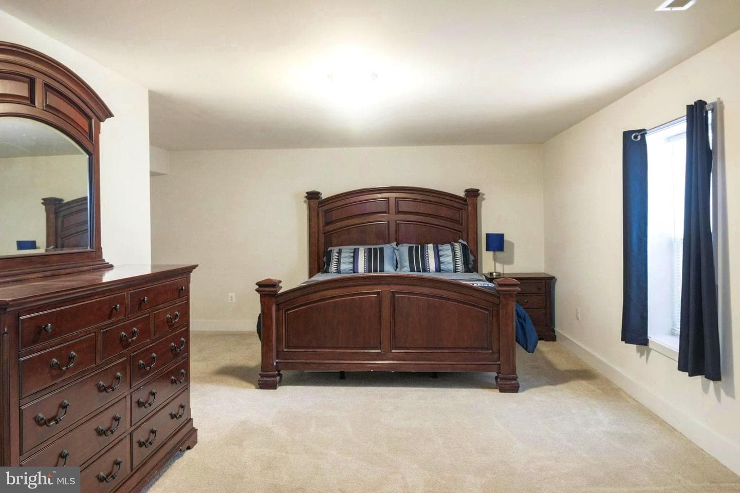 114 Bennington Way photo 44