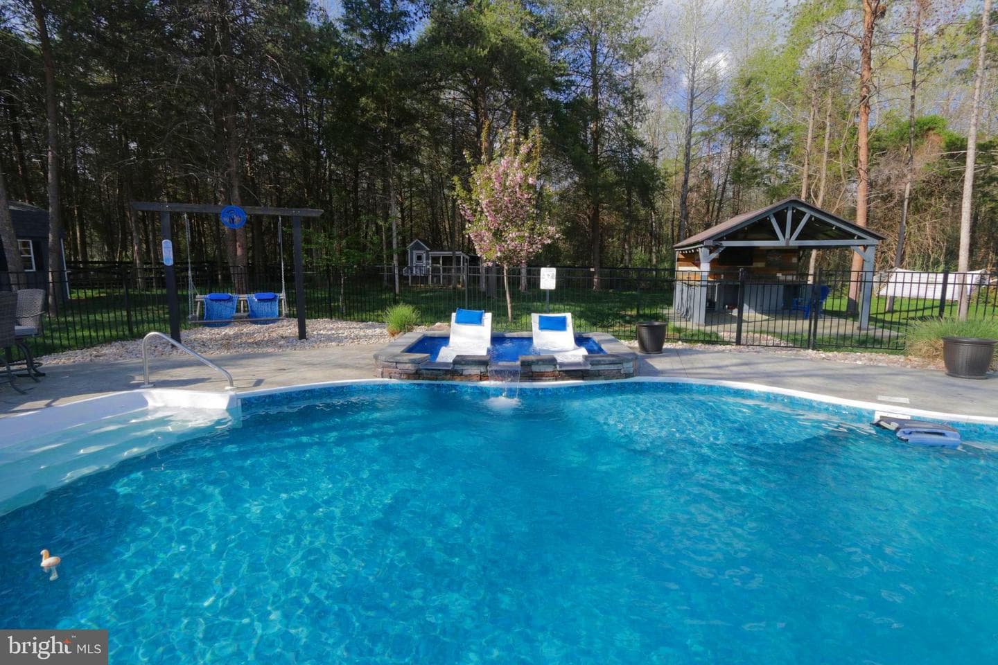 114 Bennington Way photo 71