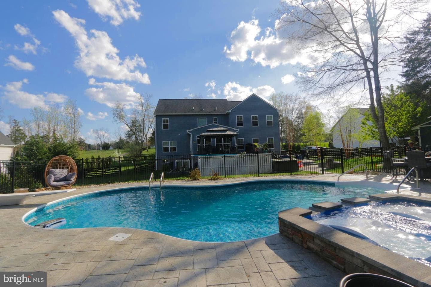 114 Bennington Way photo 74