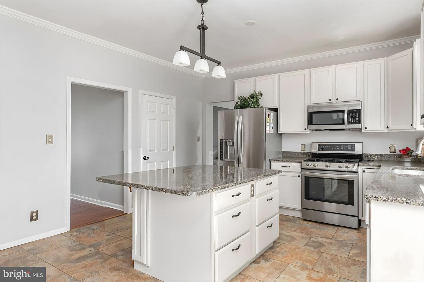 80 Cardinal Forest Drive photo 24