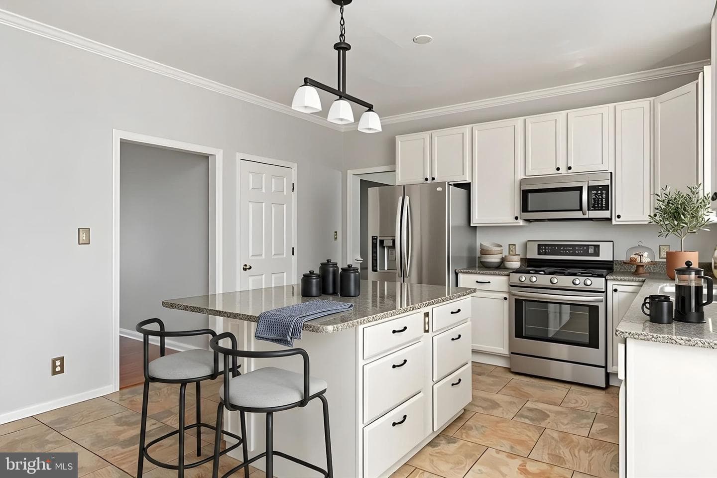 80 Cardinal Forest Drive photo 28