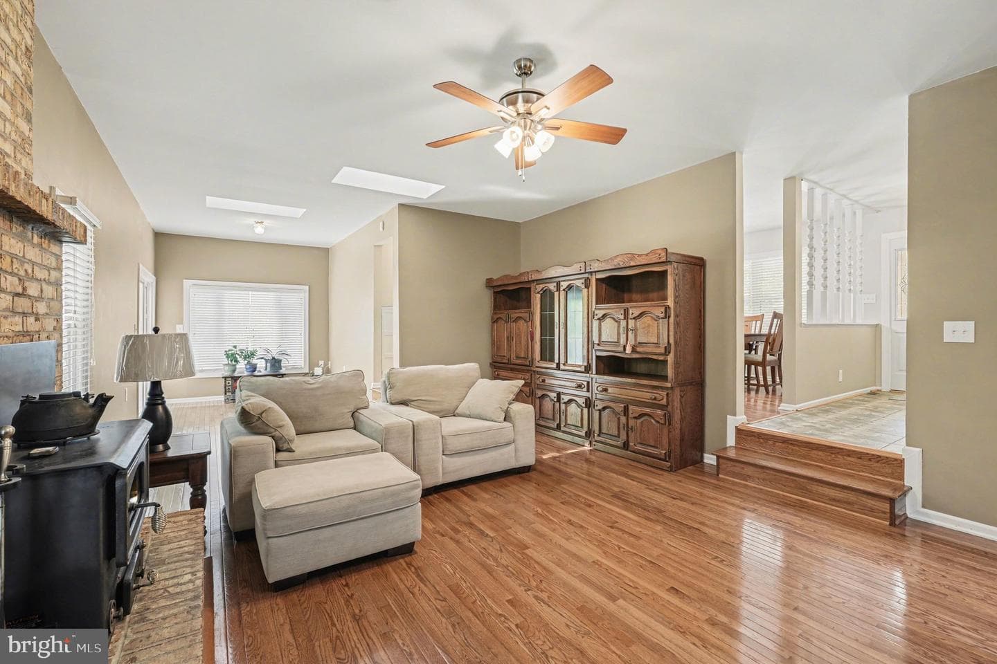 64 Hillcrest Drive photo 2