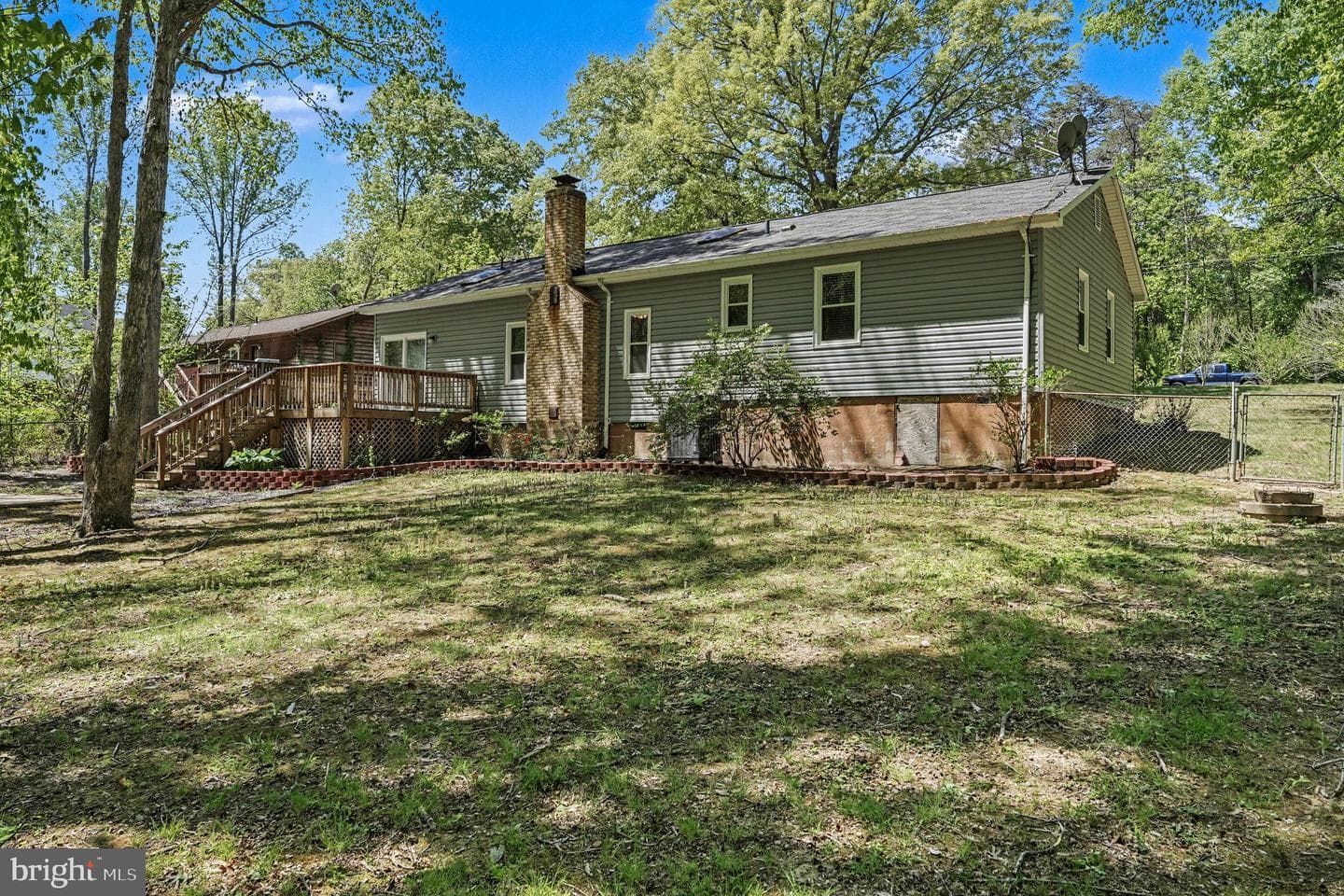 64 Hillcrest Drive photo 23