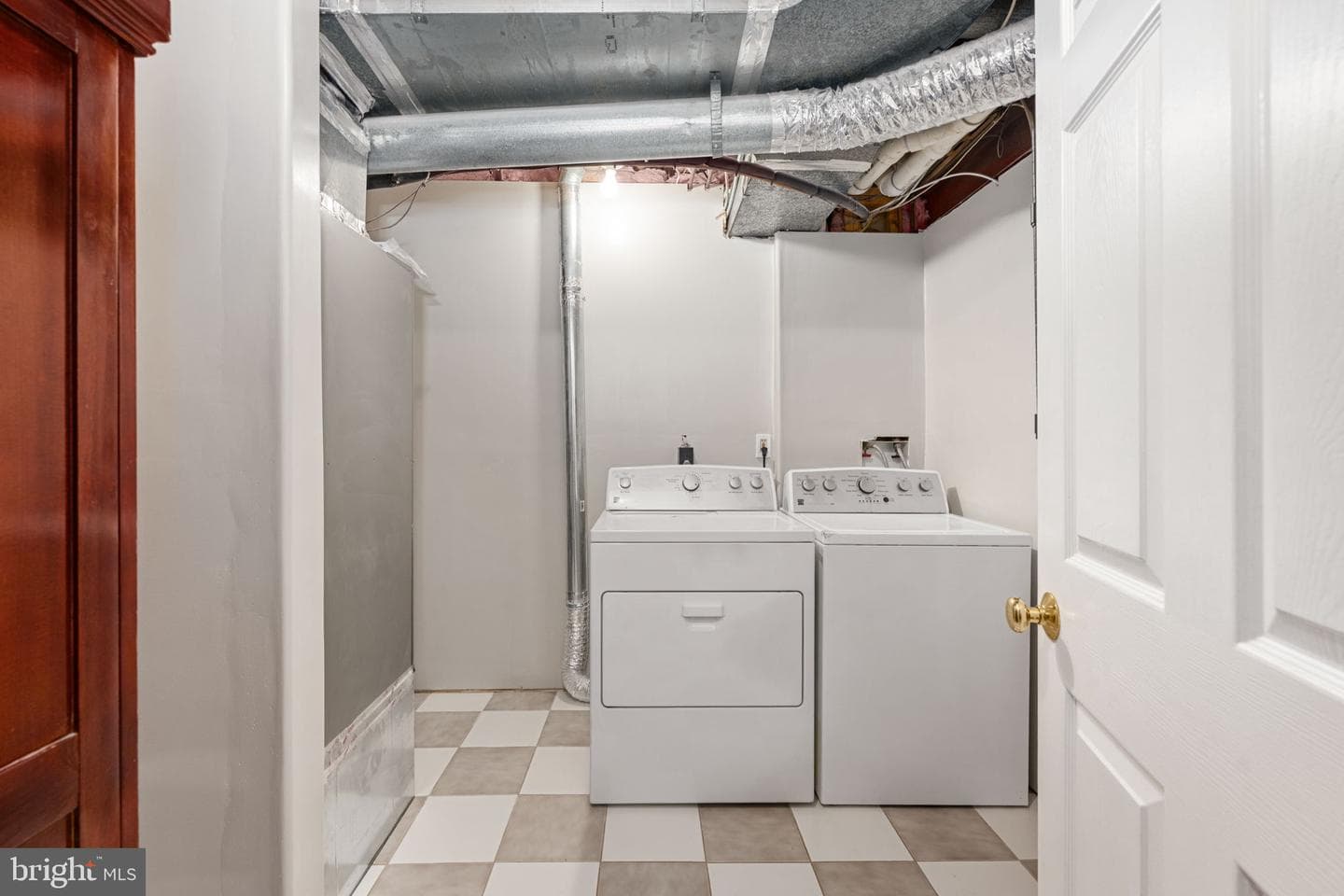 19 Acacia Court photo 43