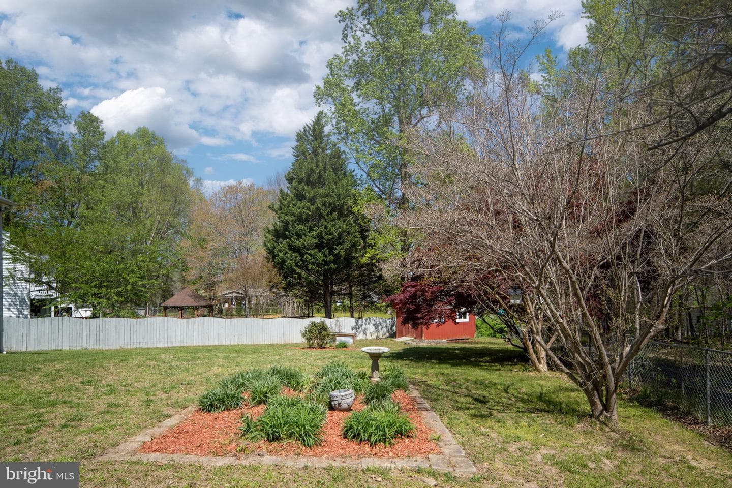 19 Acacia Court photo 58