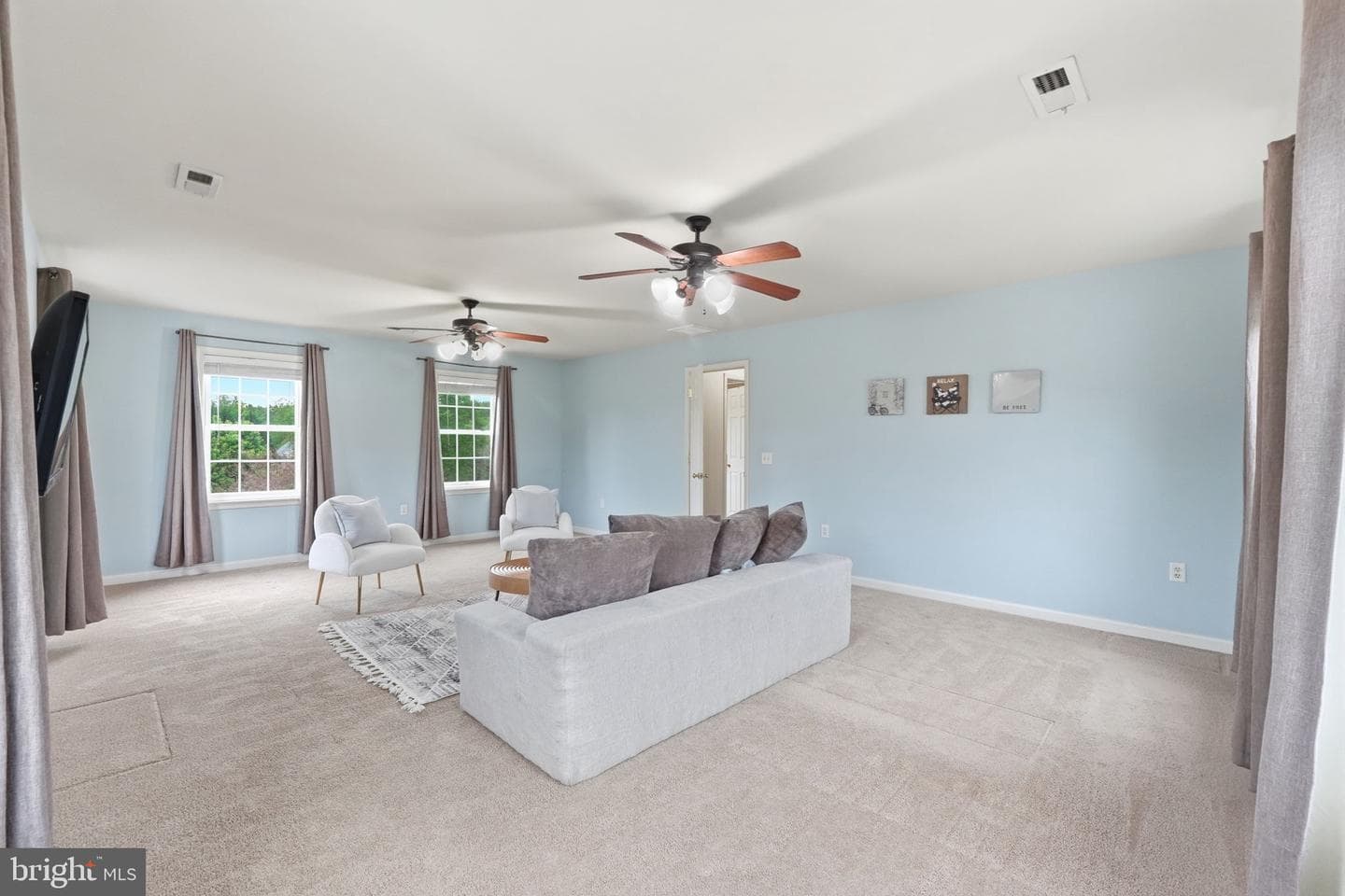 51 Equestrian Drive photo 32