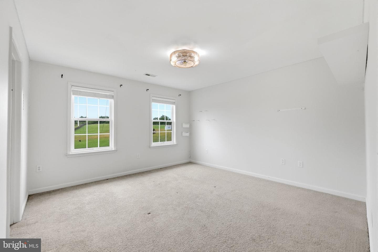 51 Equestrian Drive photo 33