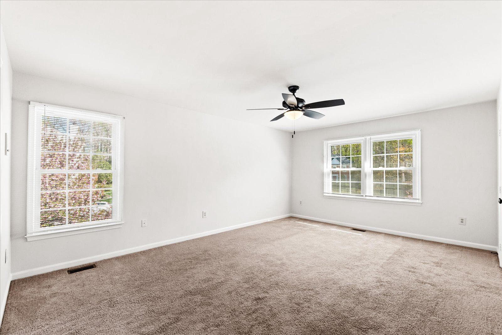 10 Sarasota Drive photo 24
