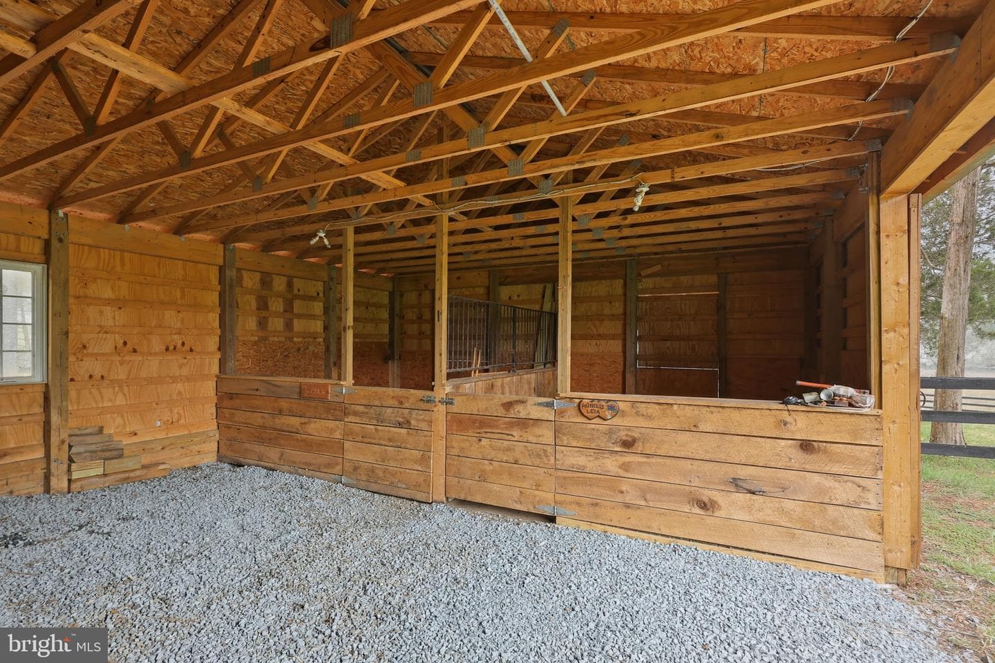 21 Meridan Lane photo 12