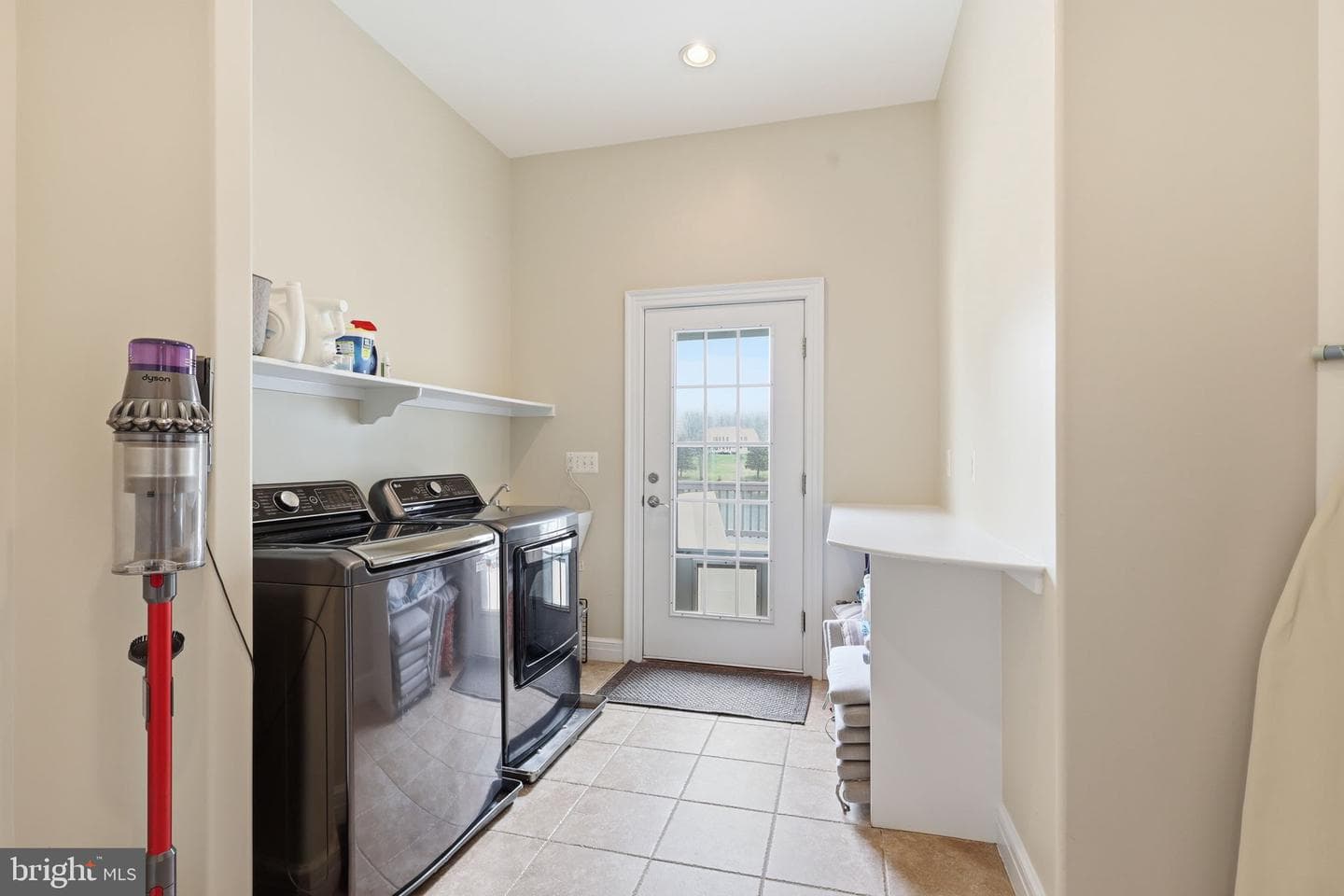 21 Meridan Lane photo 48