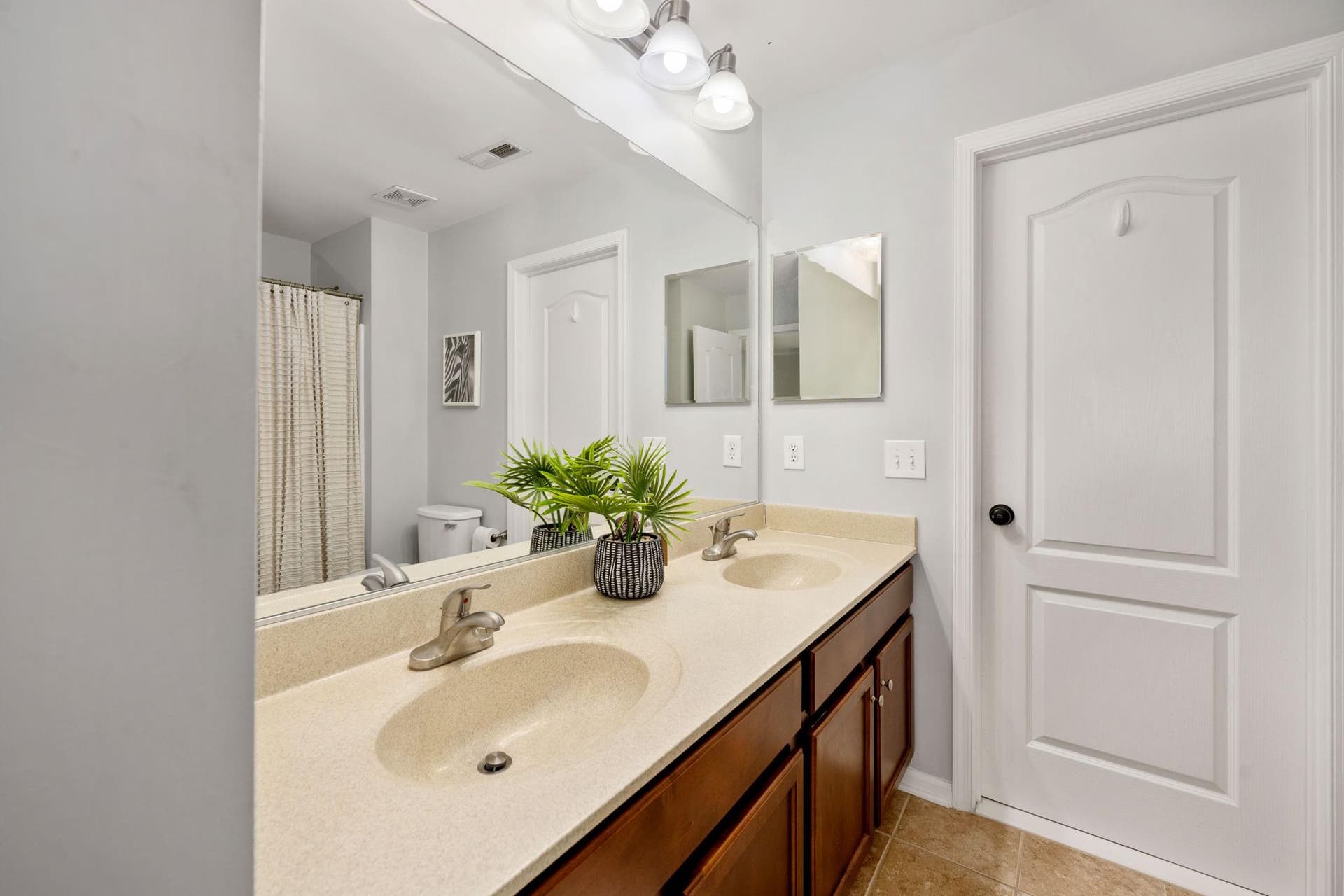 127 Coachman Circle photo 45