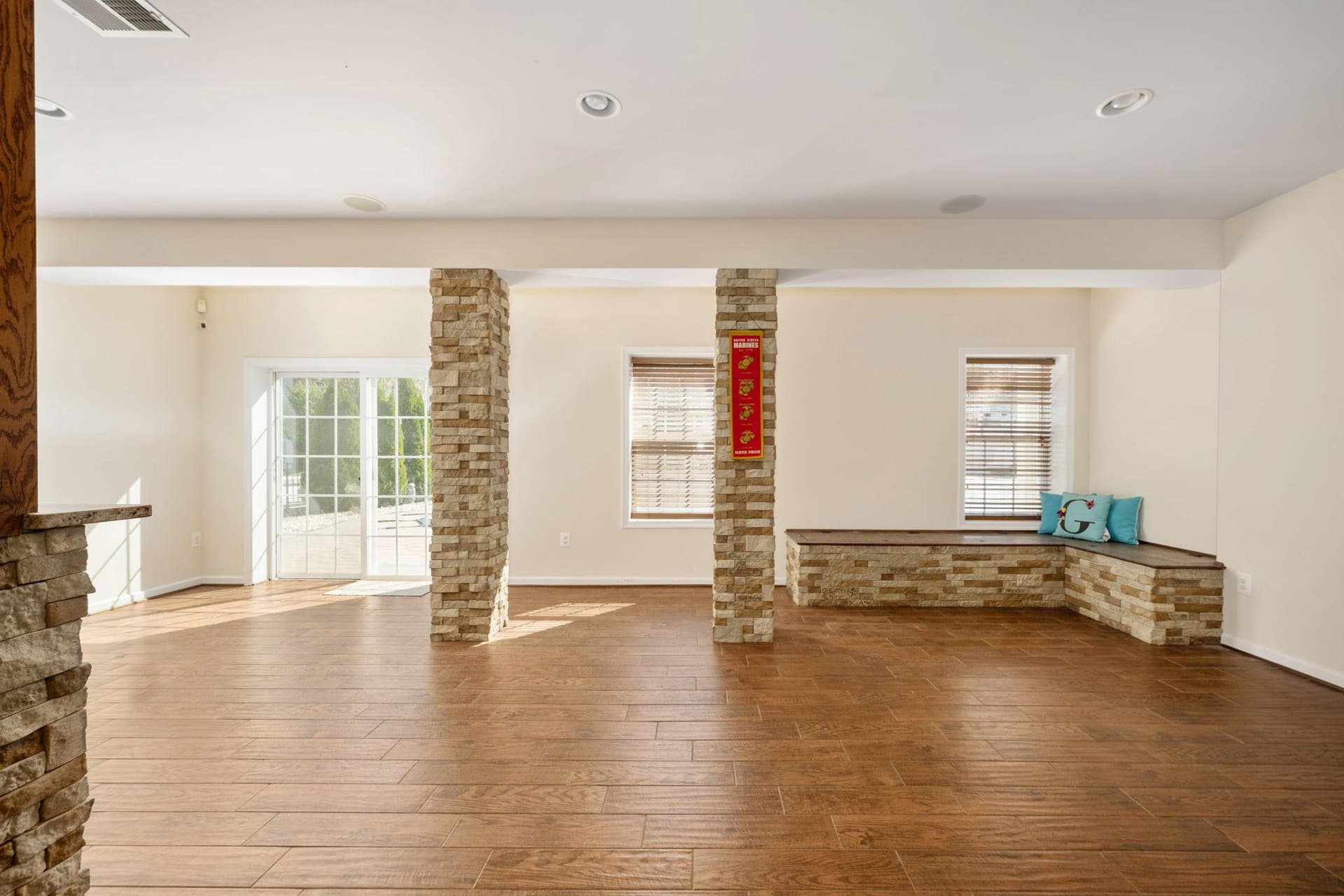 127 Coachman Circle photo 50