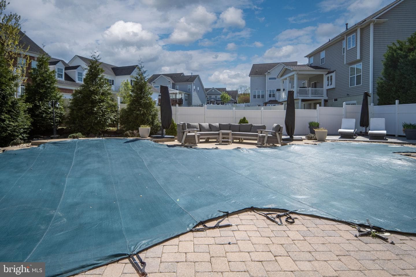 127 Coachman Circle photo 66