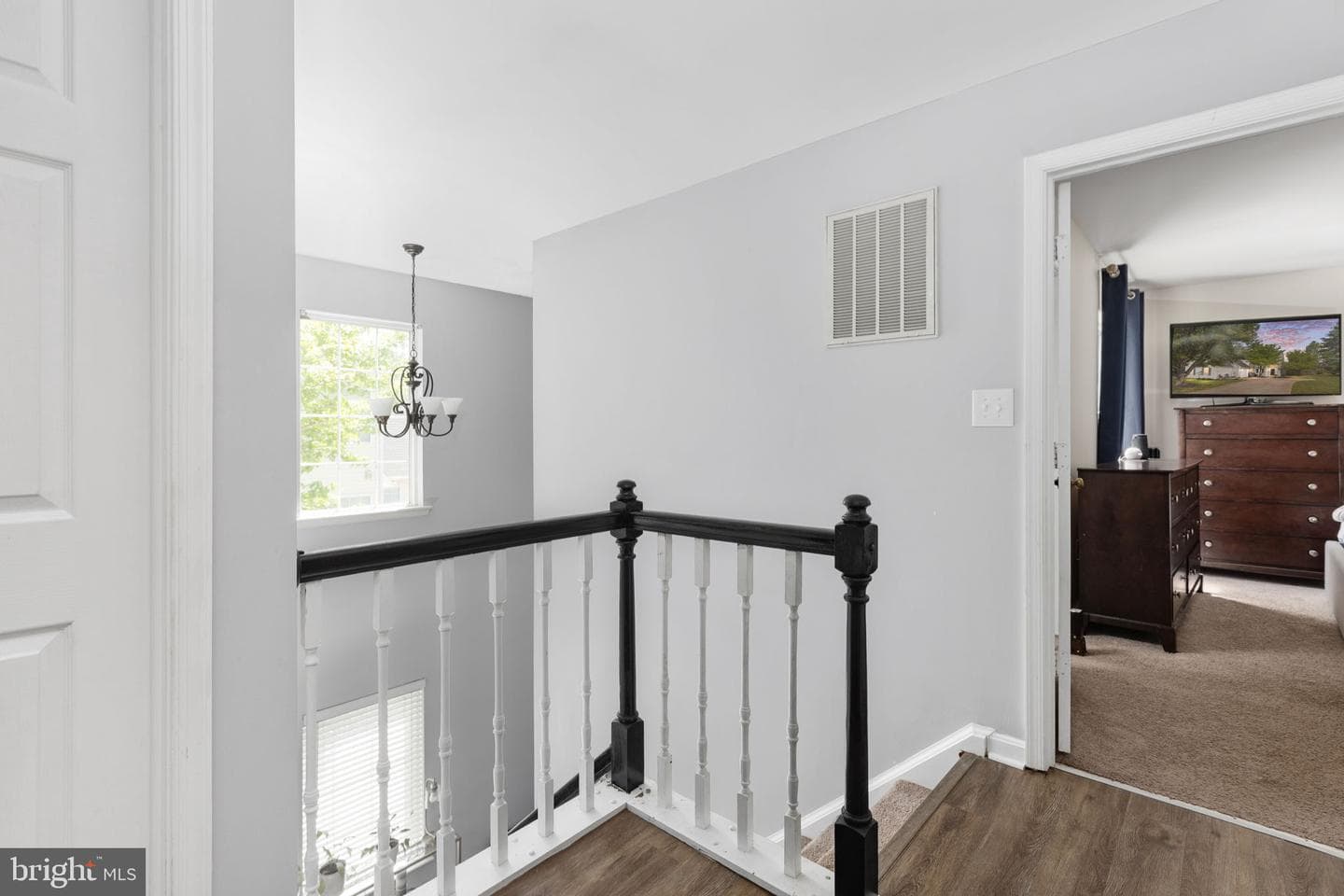 6 Regency Drive photo 22