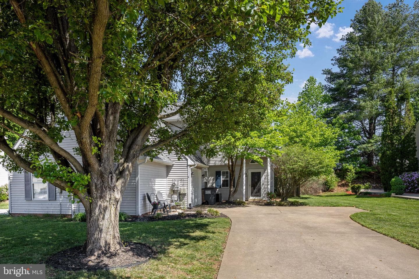 6 Regency Drive photo 42