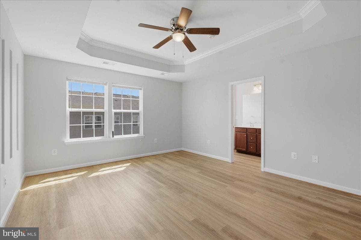 311 Landing Drive photo 16