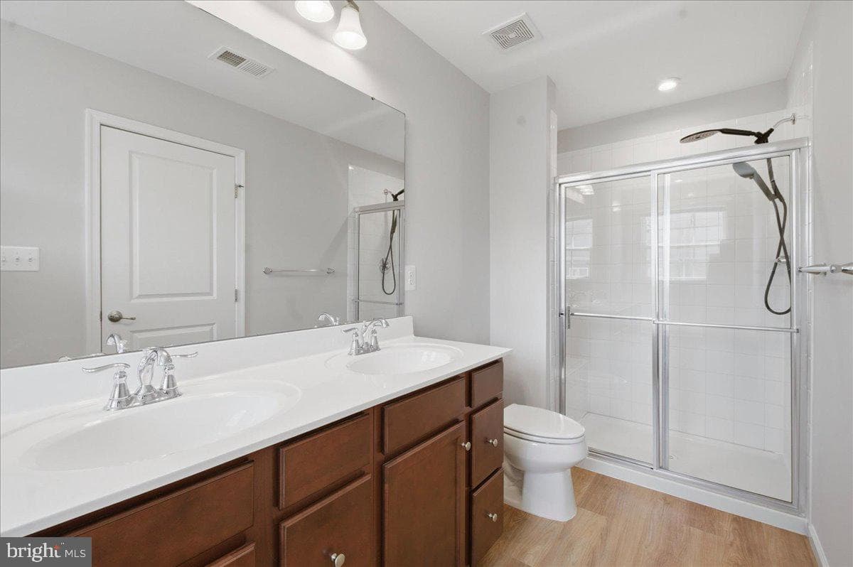 311 Landing Drive photo 19