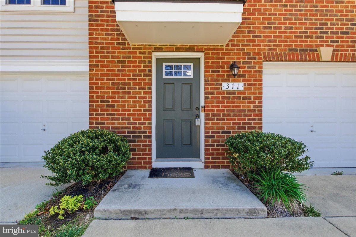 311 Landing Drive photo 3