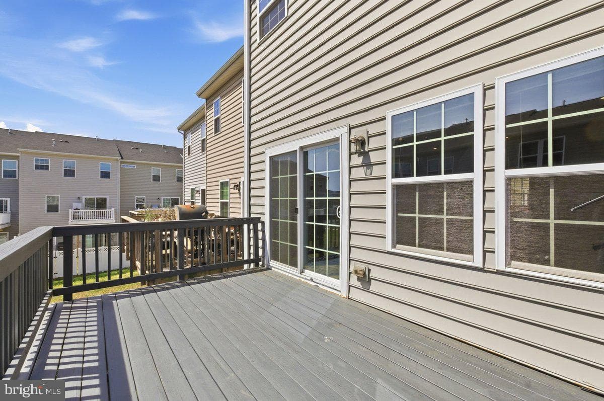 311 Landing Drive photo 32