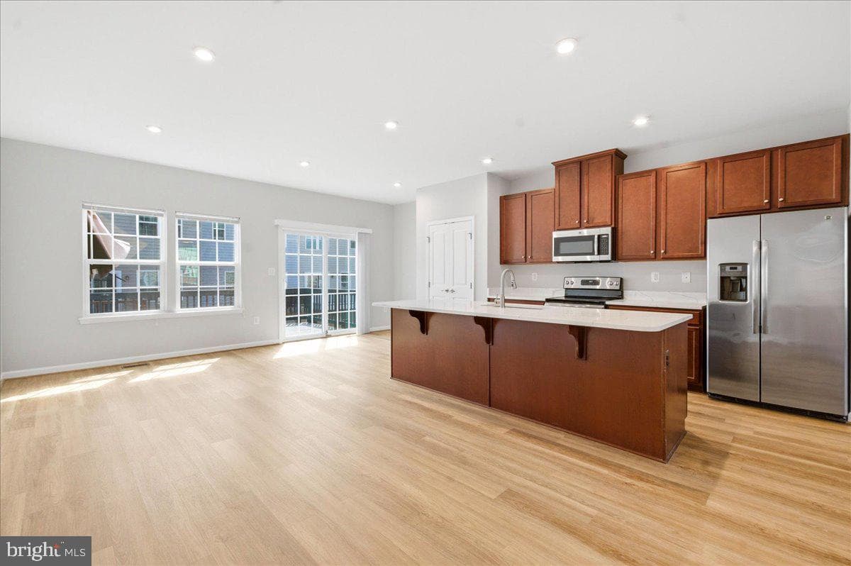 311 Landing Drive photo 5