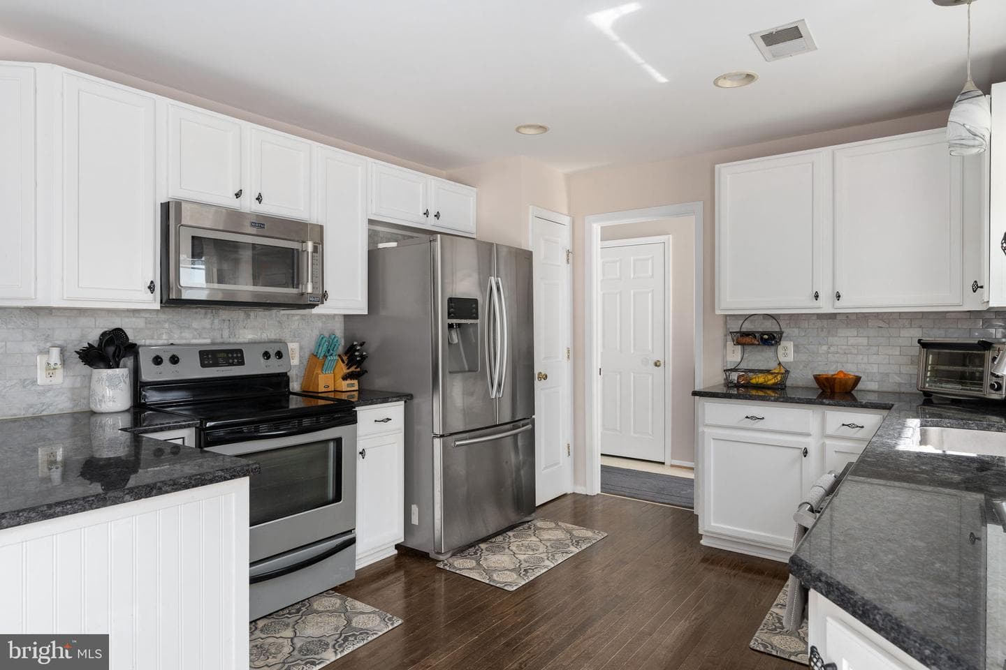 4 Granite Court photo 18