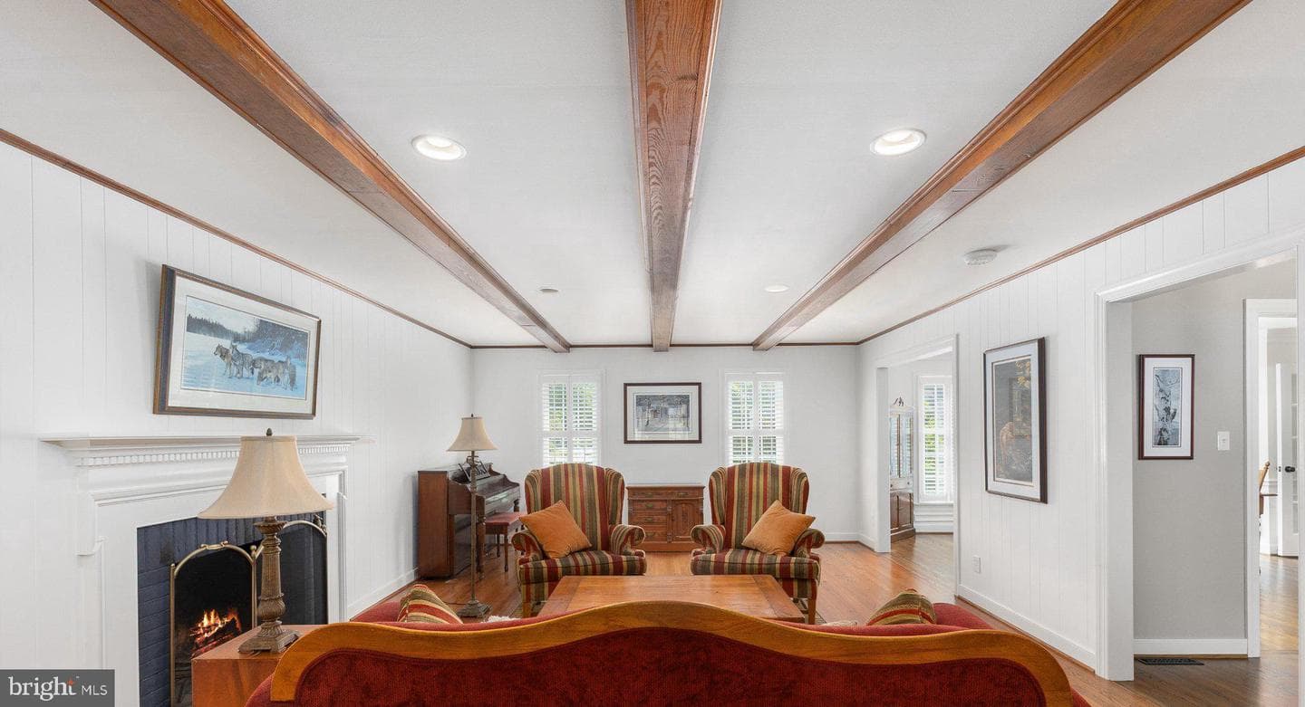 212 Camden Drive photo 10