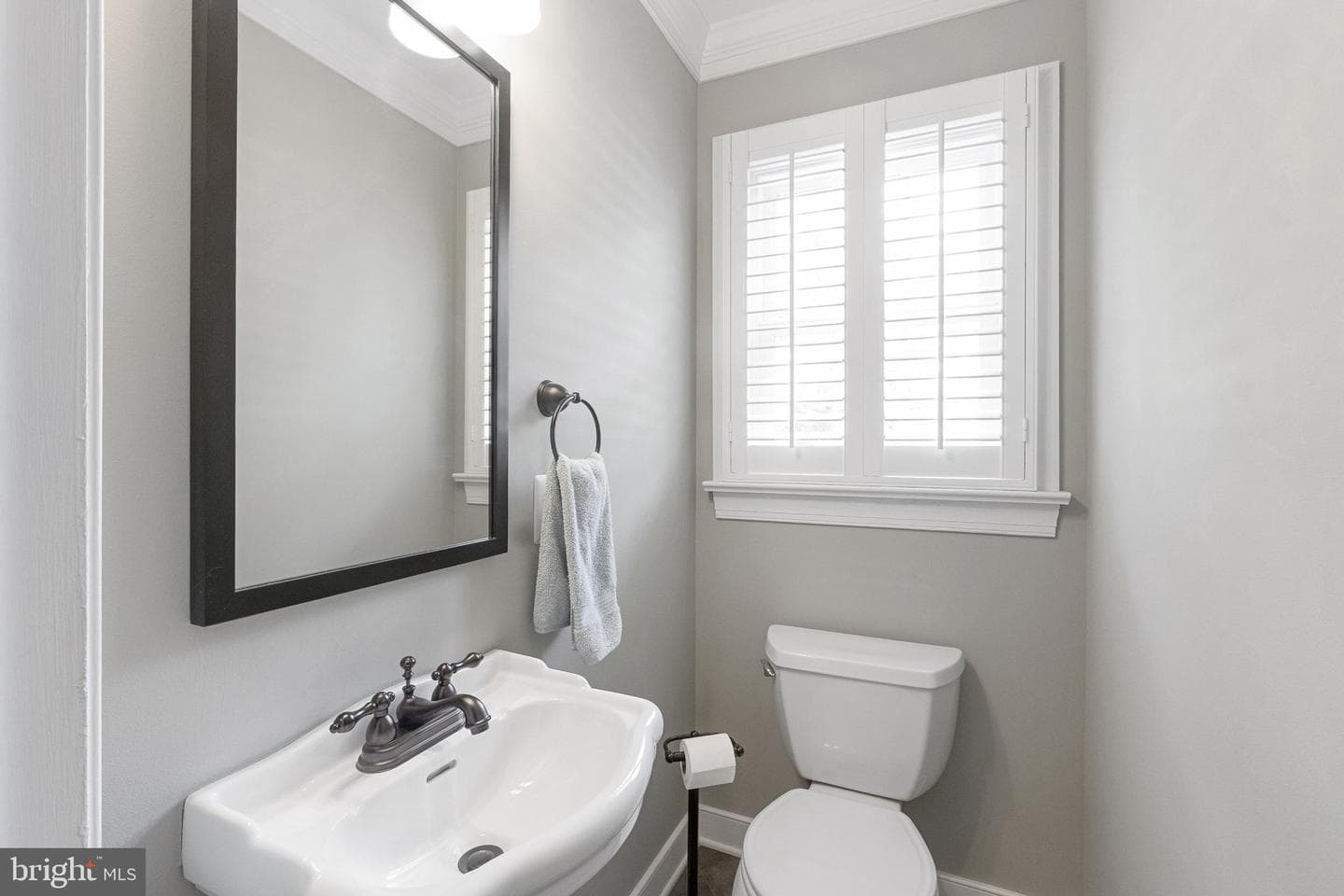 212 Camden Drive photo 18