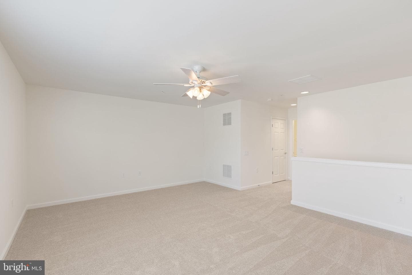 33 Denison Street photo 38