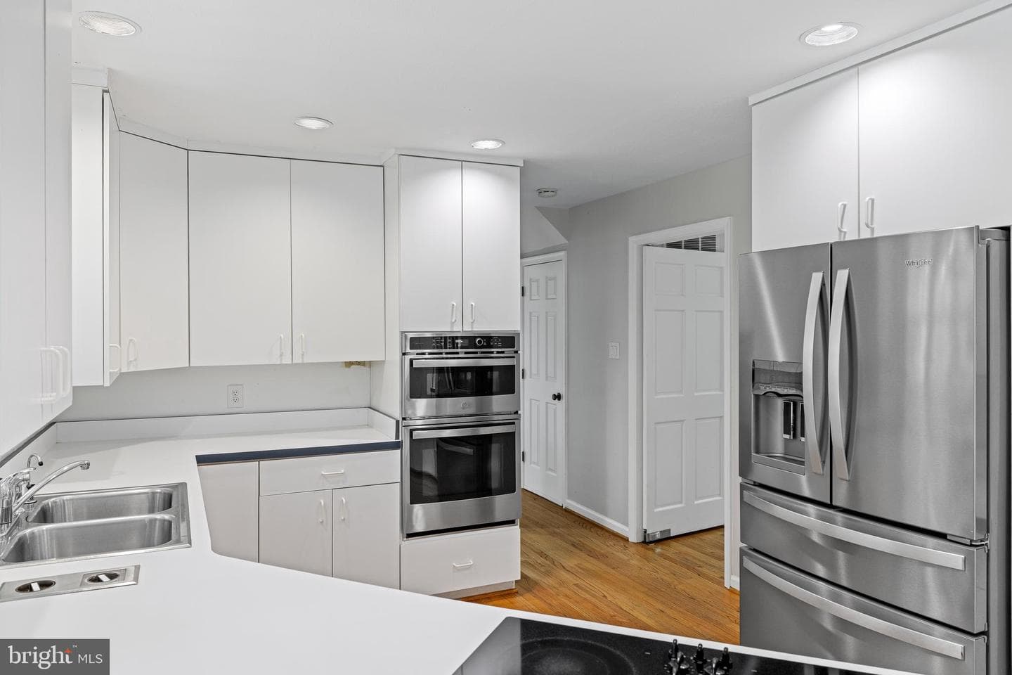 309 Ingleside Drive photo 20