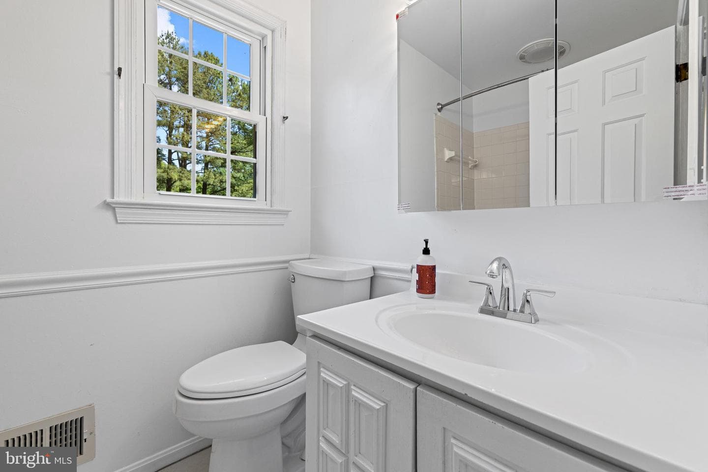 309 Ingleside Drive photo 38