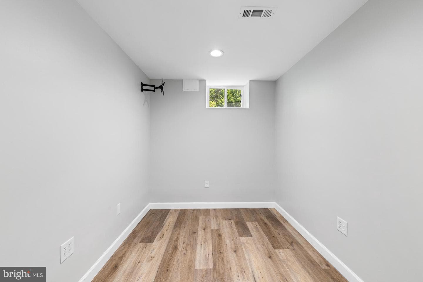 309 Ingleside Drive photo 45