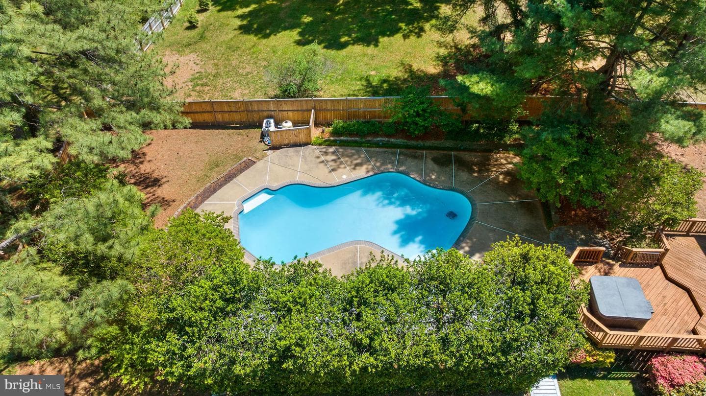 309 Ingleside Drive photo 58