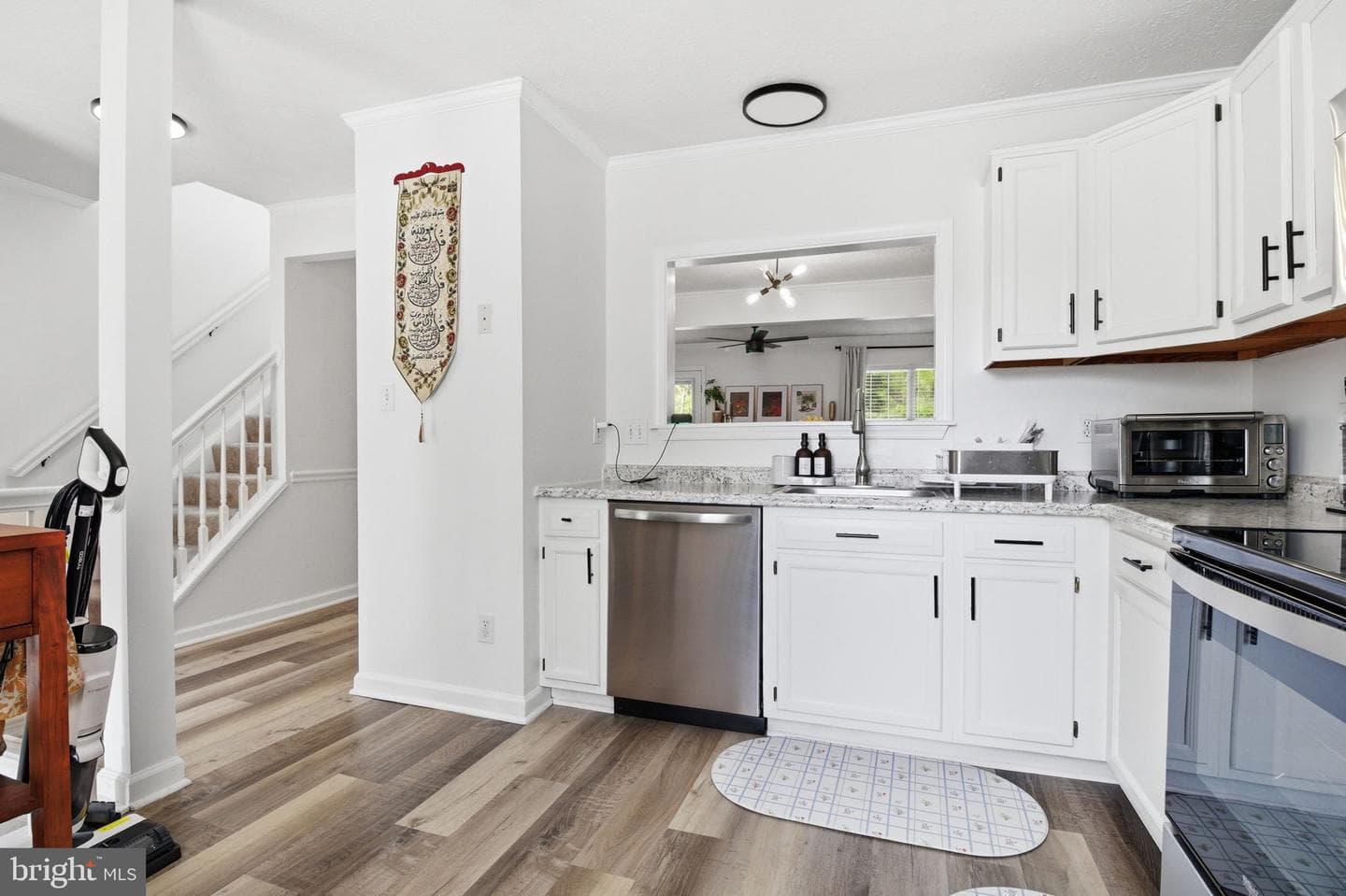 201 Mews Court photo 4