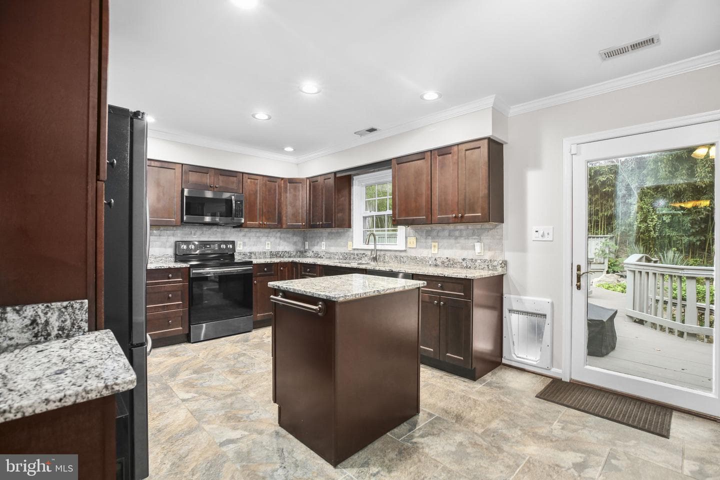 2409 Harpoon Drive photo 16