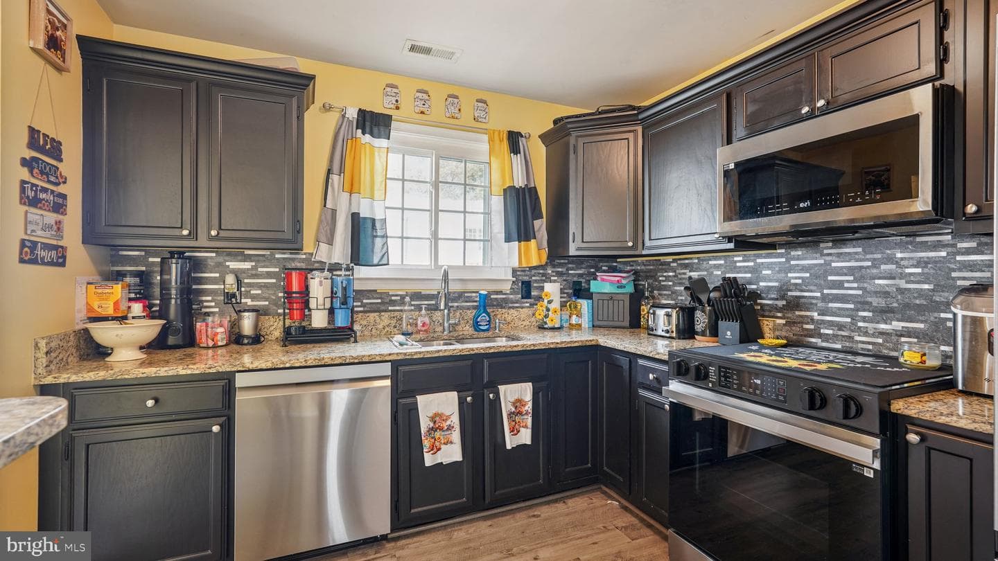 201 Mayfair Place #179 photo 12