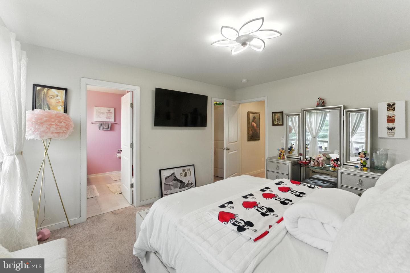 406 Honeyberry Lane photo 21
