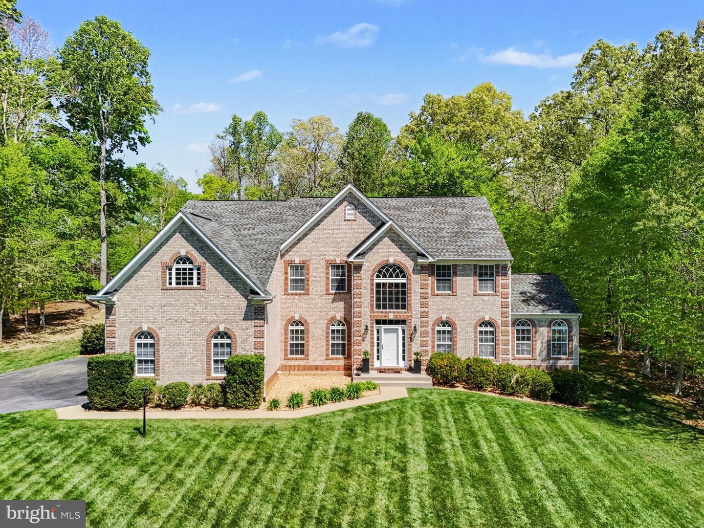 35 Mills Hollow Drive photo 2