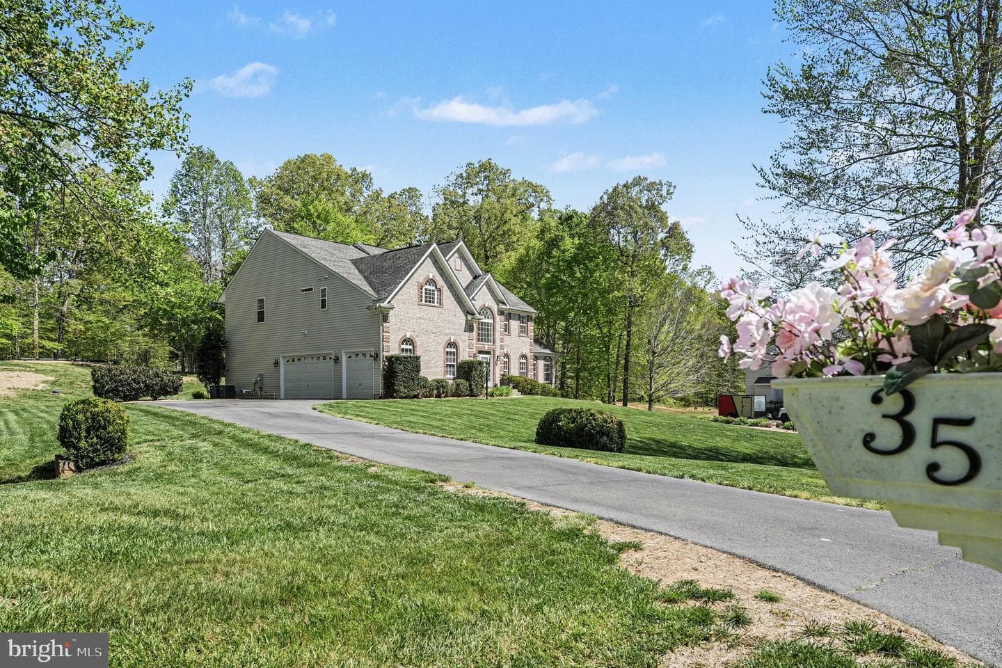 35 Mills Hollow Drive photo 55