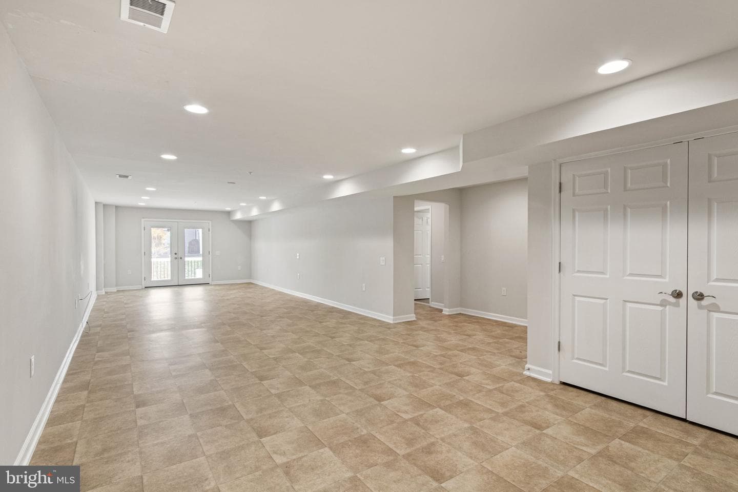 5 Mcquarie Drive photo 44