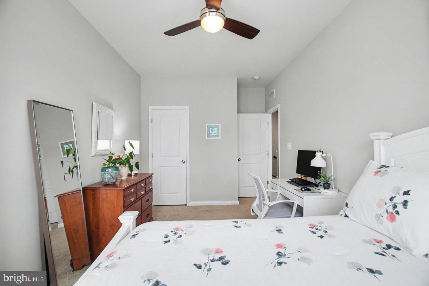 111 Almond Drive photo 20