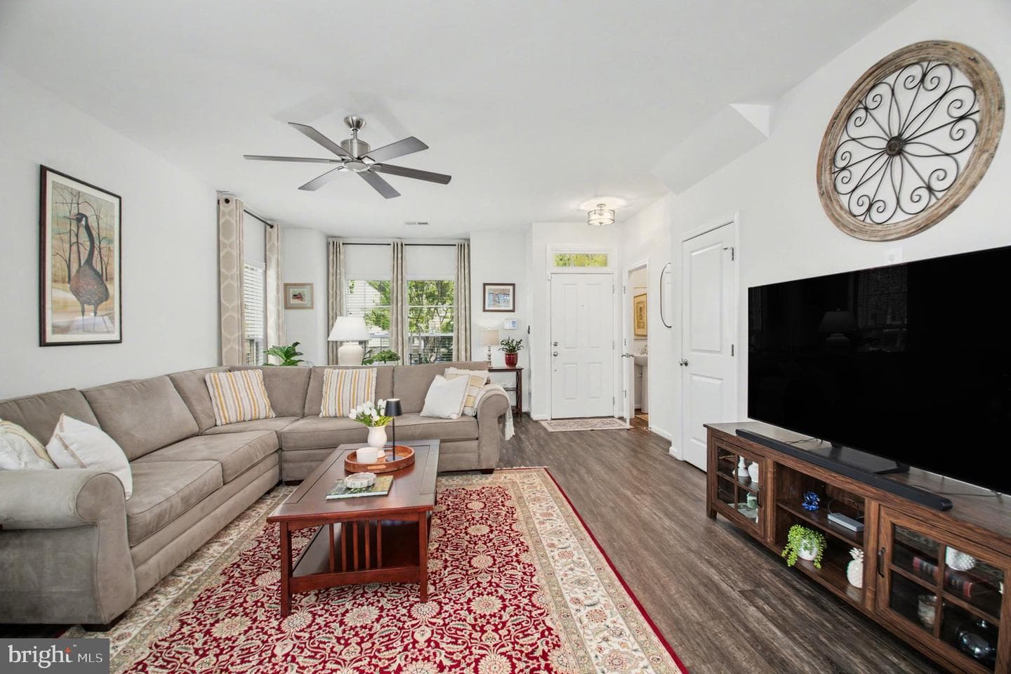 111 Almond Drive photo 3