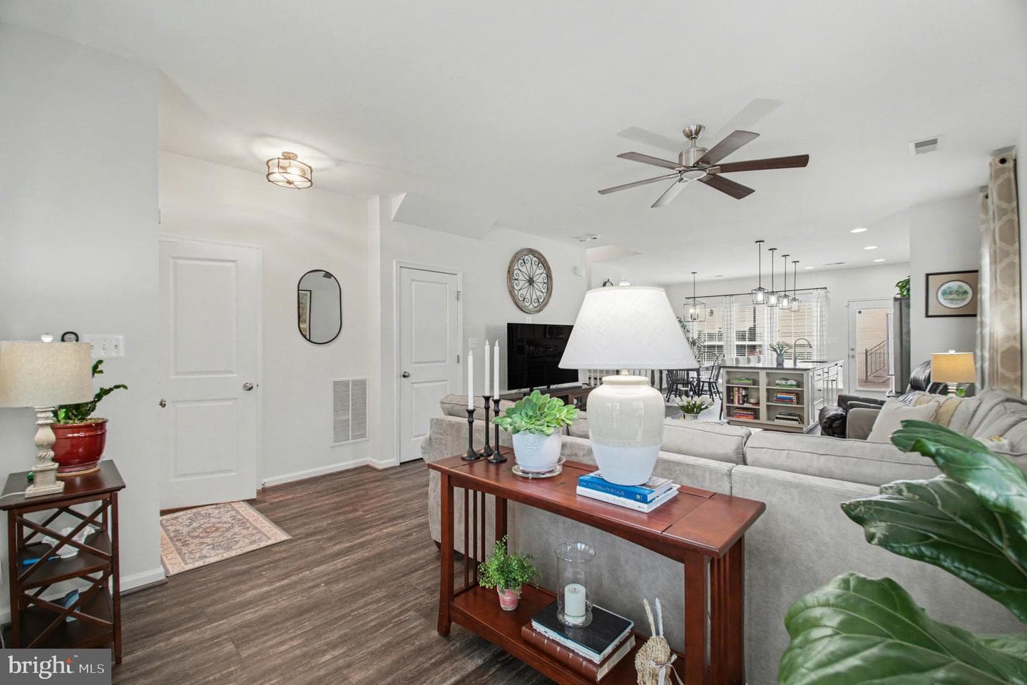111 Almond Drive photo 4