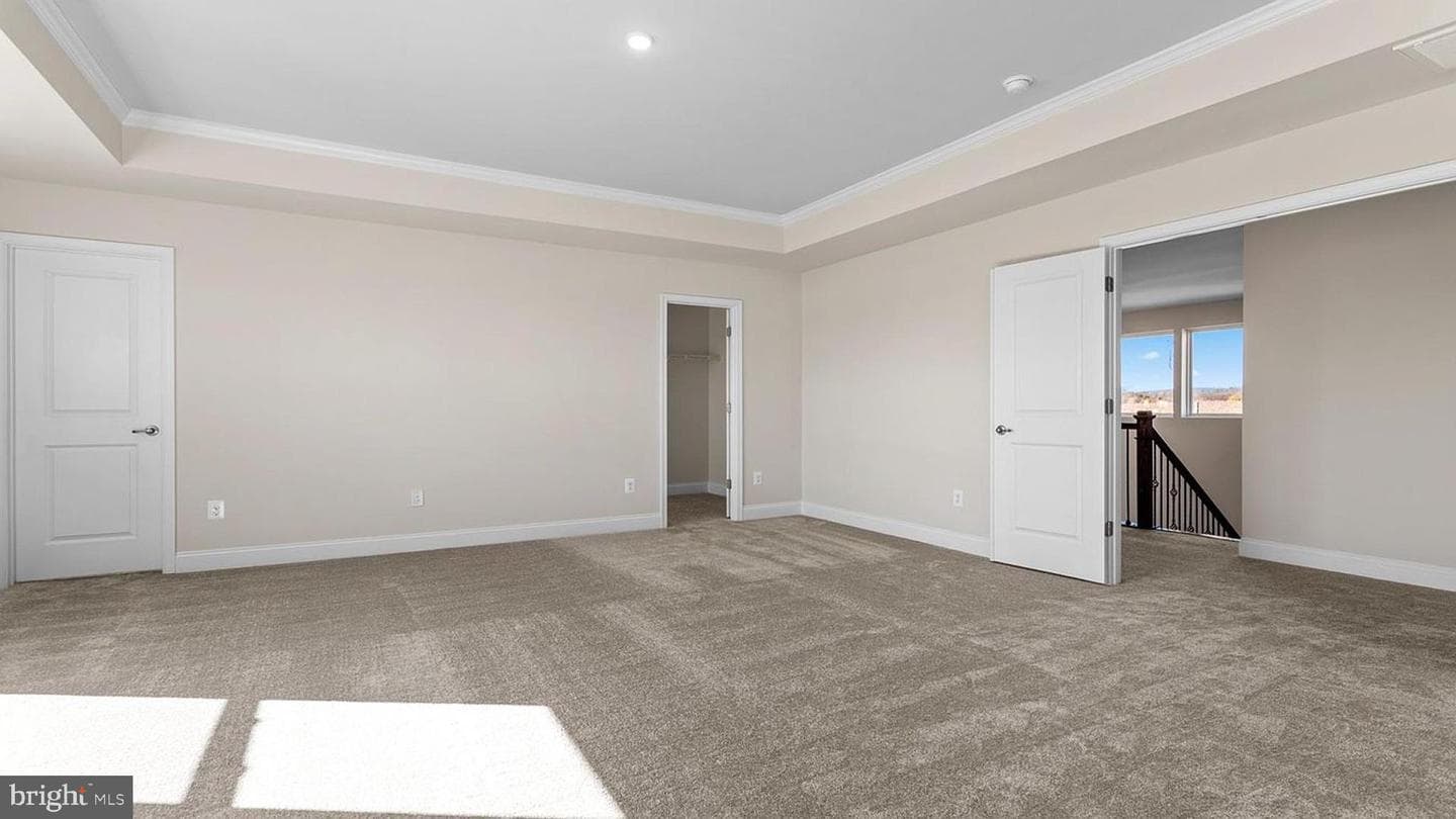 143 Hillsdale Drive photo 11