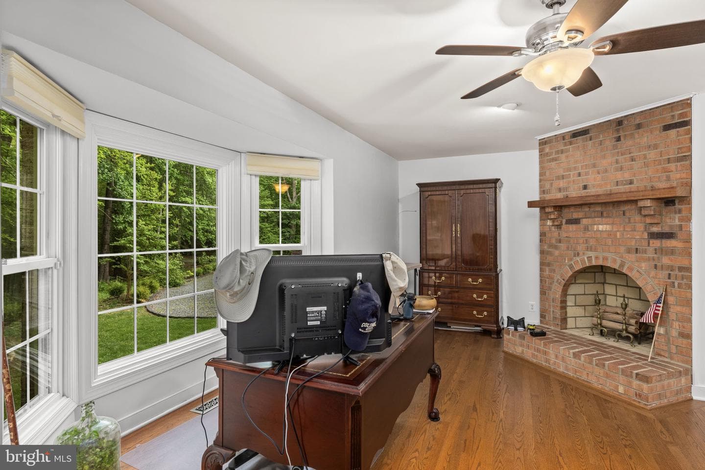 40 Holly Tree Lane photo 54