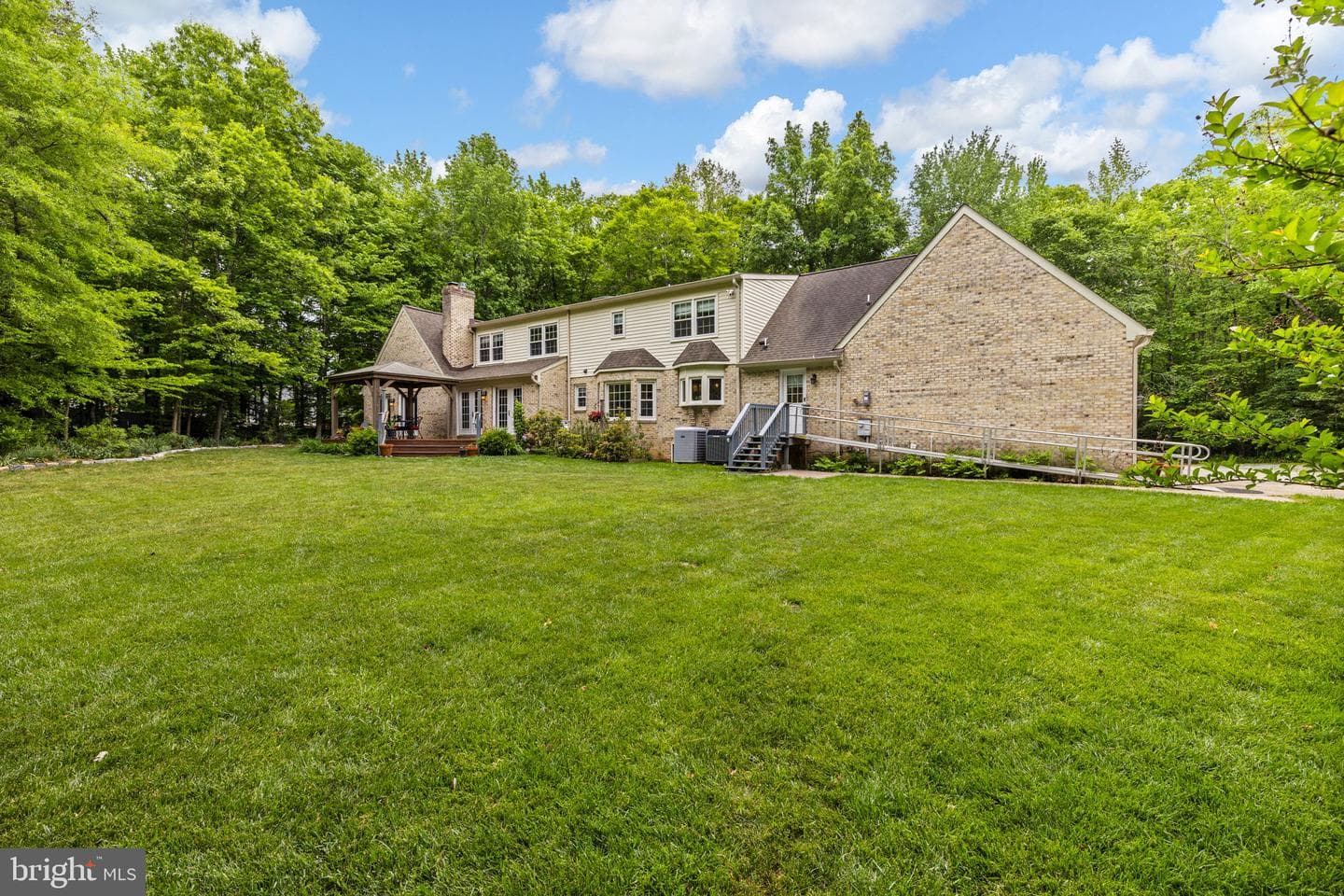 40 Holly Tree Lane photo 9